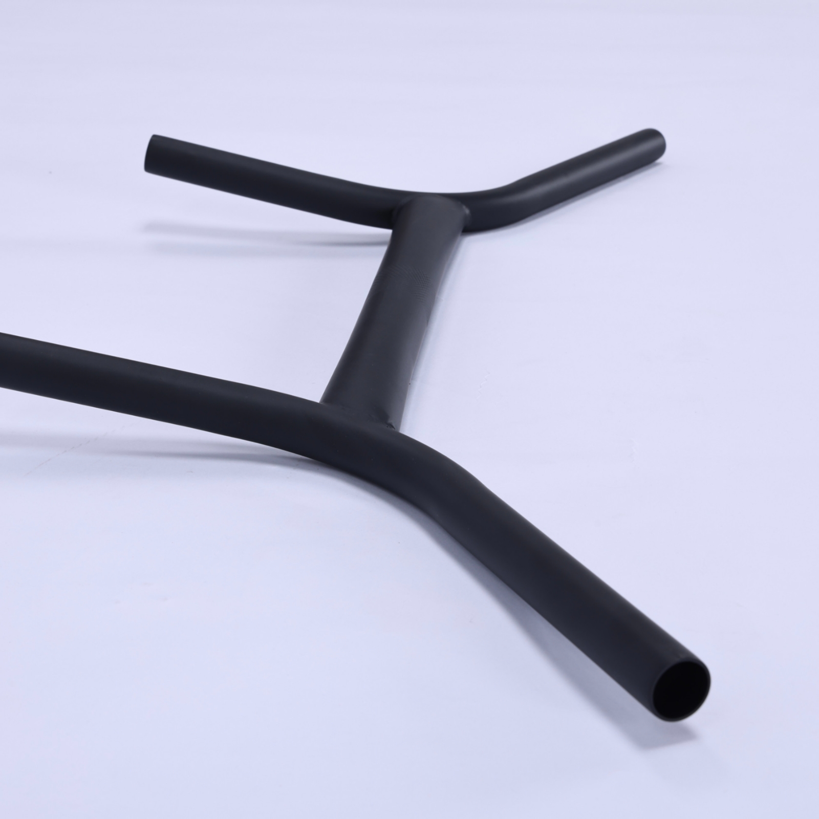 H-Shaped Handlebar Raised Cent - Cycling Gear Black reseña y precio